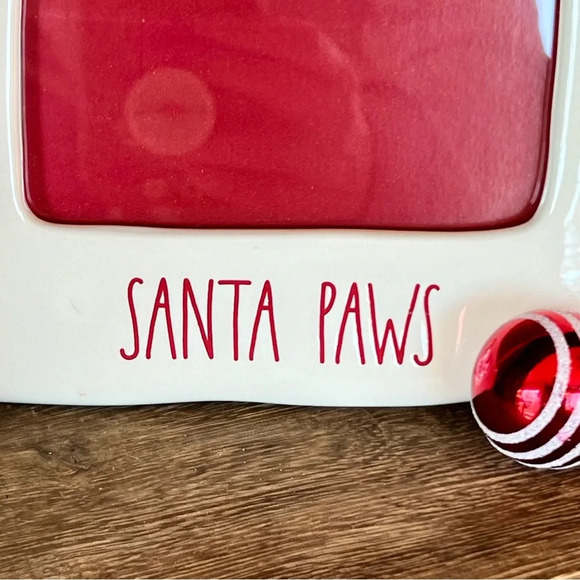 NEW Rae Dunn SANTA PAWS - Cute Ceramic 5 x 7 Photo Frame - Picture 2 of 4